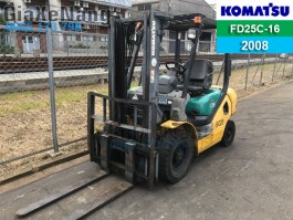 Xe nâng dầu Komatsu - Giaxenang.com